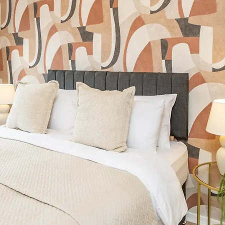 Holiday home Luxury House, Sleeps 6 People - 10 Mins From Solihull Nec, Bhx Airport, World Birmingham