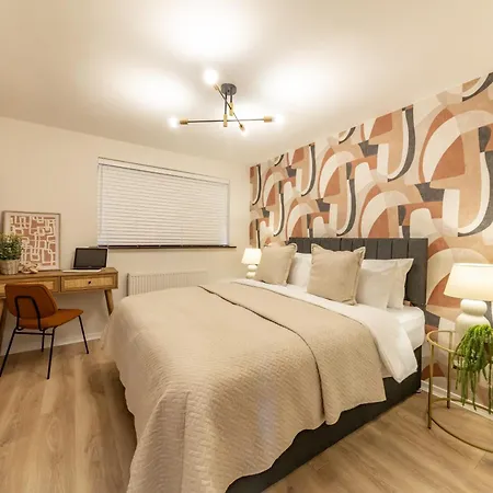 Ferienhaus Luxury House, Sleeps 6 People - 10 Mins From Solihull Nec, Bhx Airport, World Birmingham